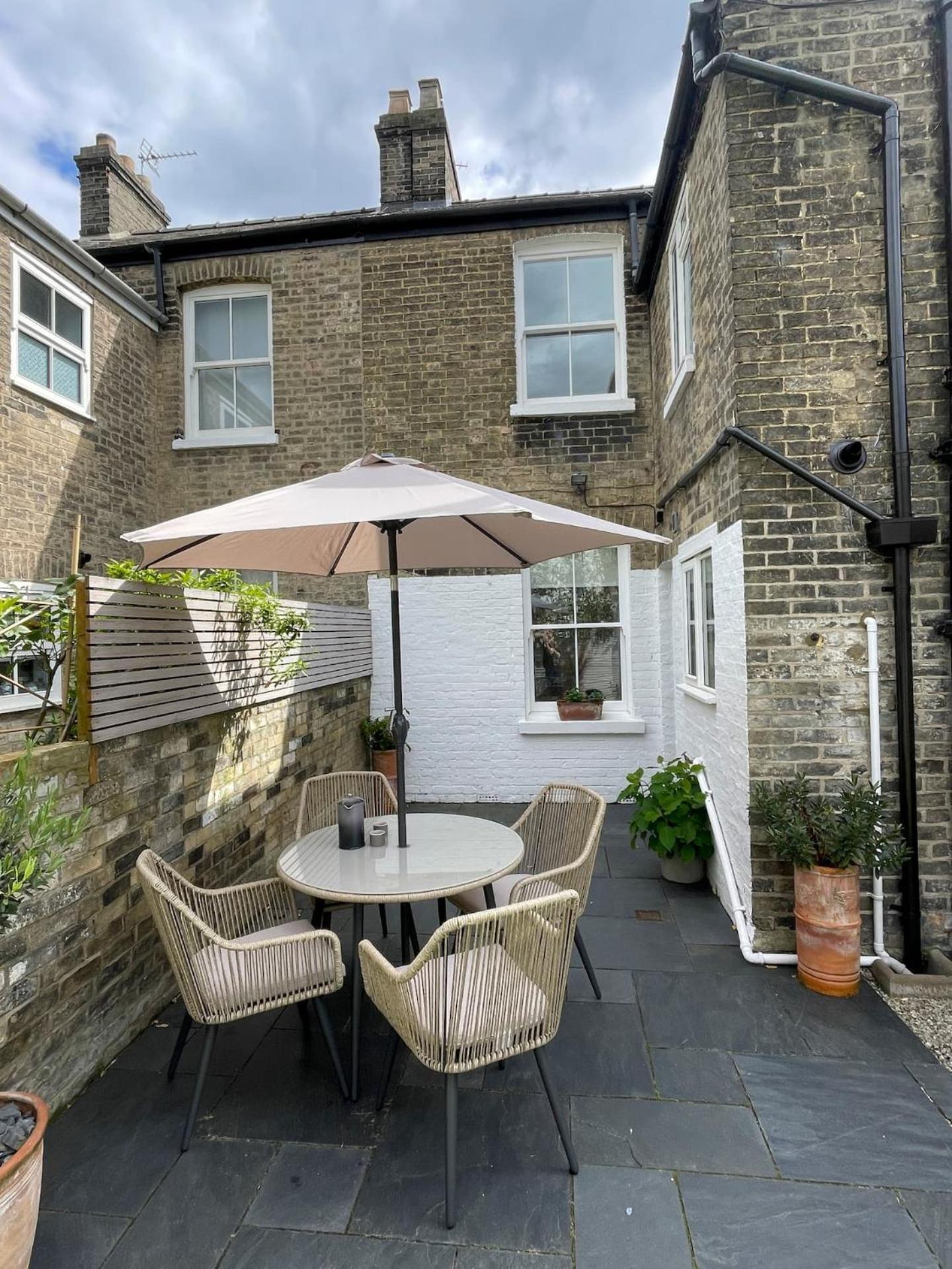 Fantastic Victorian House, Excellent City Location - Cambridge Homehost 외부 사진